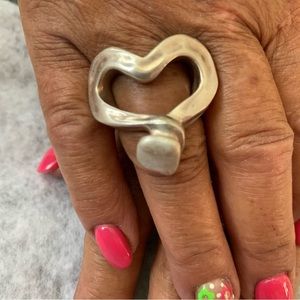 UNO de 50 Nailed Heart Ring